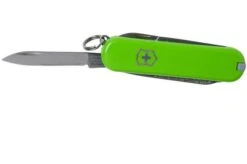 Victorinox Classic SD Colours, Smashed Avocado 0.6223.43G Swiss Pocket Knife -Victorinox || Böker || DMT Sales VT0 6223 43G 03 victorinox