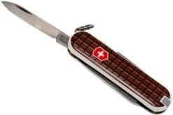 Victorinox Classic, Swiss Pocket Knife, Chocolate -Victorinox || Böker || DMT Sales VT0 6223 842 03 victorinox vt0 6223 842 03