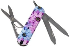 Victorinox Classic SD Dynamic Floral Limited Edition 2021 0.6223.L2107 Swiss Pocket Knife -Victorinox || Böker || DMT Sales VT0 6223 L2107 02 victorinox