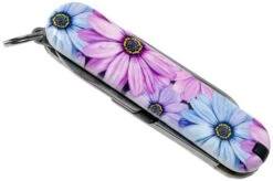 Victorinox Classic SD Dynamic Floral Limited Edition 2021 0.6223.L2107 Swiss Pocket Knife -Victorinox || Böker || DMT Sales VT0 6223 L2107 04 victorinox