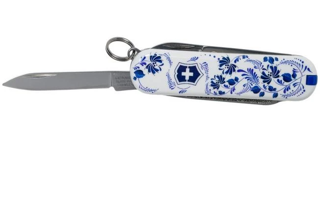 Victorinox Classic SD Porcelain Elegance Limited Edition 2021 0.6223.L2110 Swiss Pocket Knife 5 Victorinox Classic SD Porcelain Elegance Limited Edition 2021 0.6223.L2110 Swiss Pocket Knife - Image 3