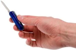 Victorinox Midnite Manager, Swiss Pocket Knife, Transparant Blue -Victorinox || Böker || DMT Sales VT0 6366 T2 06 victorinox vt0 6366 t2 06