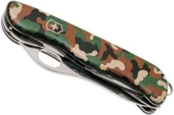 Victorinox Trailmaster, Swiss Pocket Knife, Camouflage -Victorinox || Böker || DMT Sales VT0 8463 MW94 05 victorinox vt0 8463 mw94 05